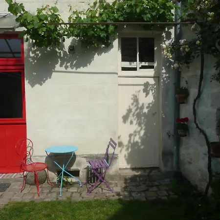 Cosy Flat 2 Eme Etage Vue Chateau Loire A Velo Apartament